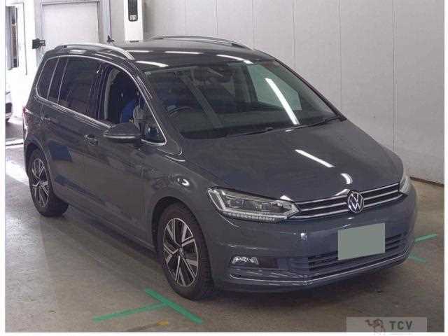 2021 Volkswagen Golf Touran
