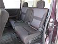 2009 Nissan Serena