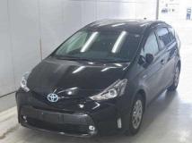2016 Toyota PRIUS α