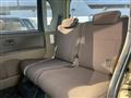 2011 Daihatsu Tanto