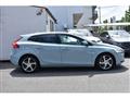 2018 Volvo V40