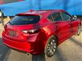2017 Mazda Axela