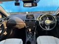 2017 Mazda Axela