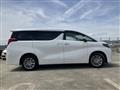 2018 Toyota Alphard Hybrid