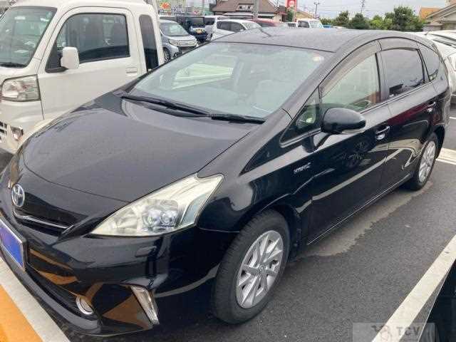 2012 Toyota PRIUS α