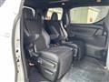 2022 Toyota Alphard Hybrid