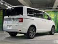 2017 Mitsubishi Delica D5