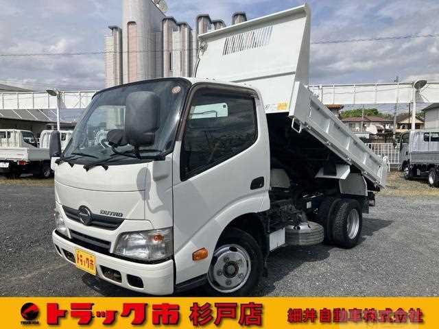 2015 Hino Dutro