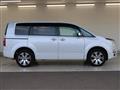 2023 Mitsubishi Delica D5