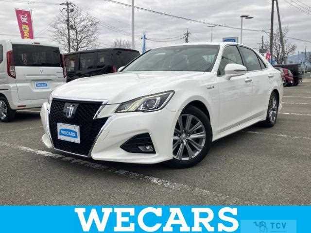 2016 Toyota Crown Hybrid