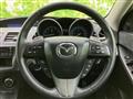 2013 Mazda Axela