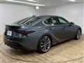 2021 Lexus IS