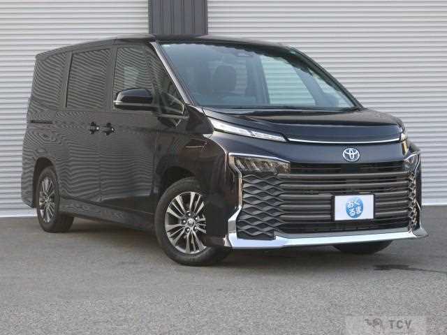 2022 Toyota Voxy