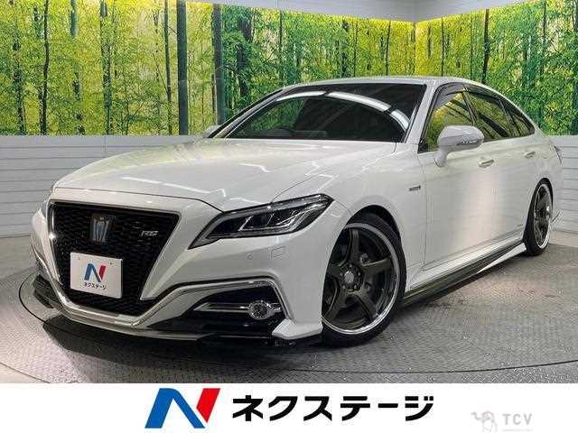 2018 Toyota Crown Hybrid