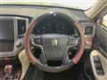 2015 Toyota Crown Hybrid