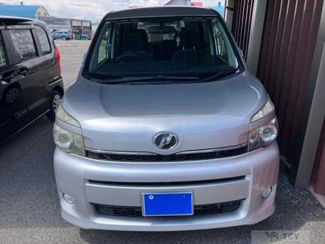 2011 Toyota Voxy