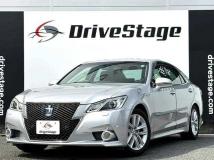 2013 Toyota Crown Hybrid