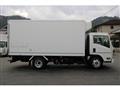 2020 Isuzu Elf Truck