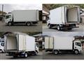 2020 Isuzu Elf Truck