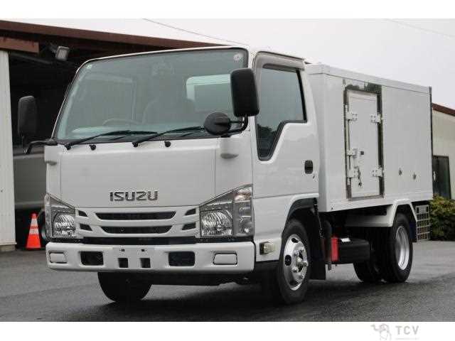 2017 Isuzu Elf Truck