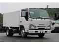 2017 Isuzu Elf Truck