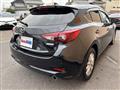 2017 Mazda Axela