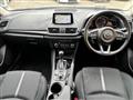 2017 Mazda Axela