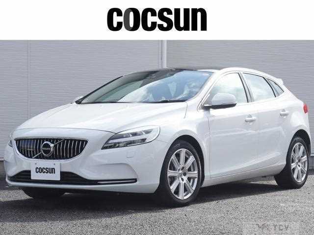 2020 Volvo V40