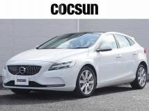 2020 Volvo V40