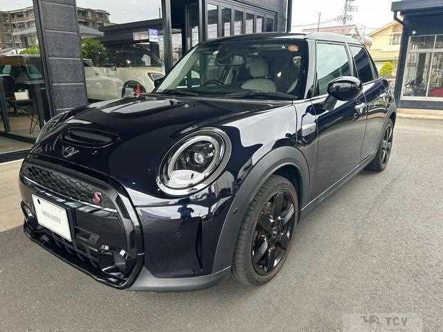 2023 BMW MINI