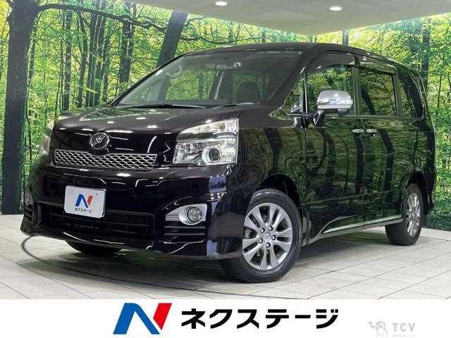 2013 Toyota Voxy