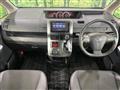 2013 Toyota Voxy