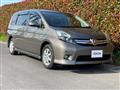 2013 Toyota Isis