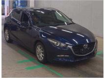 2017 Mazda Axela