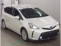 2015 Toyota PRIUS α