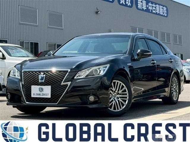 2014 Toyota Crown Hybrid