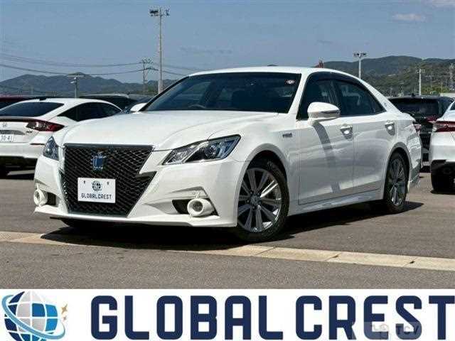 2015 Toyota Crown Hybrid
