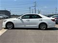 2015 Toyota Crown Hybrid