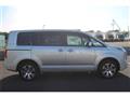 2024 Mitsubishi Delica D5