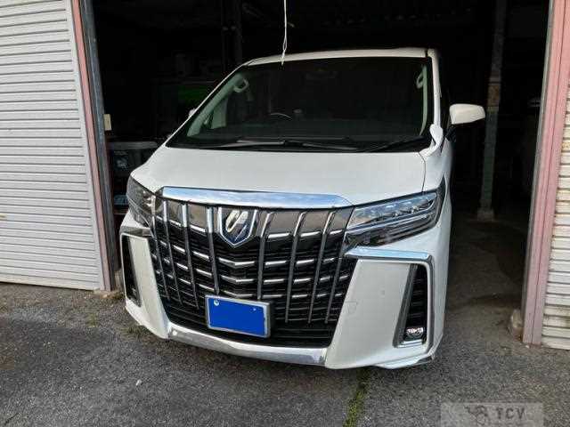 2022 Toyota Alphard Hybrid