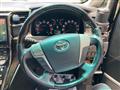 2011 Toyota Vellfire