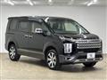 2020 Mitsubishi Delica D5