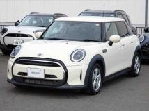 2022 BMW MINI