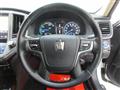 2016 Toyota Crown Hybrid