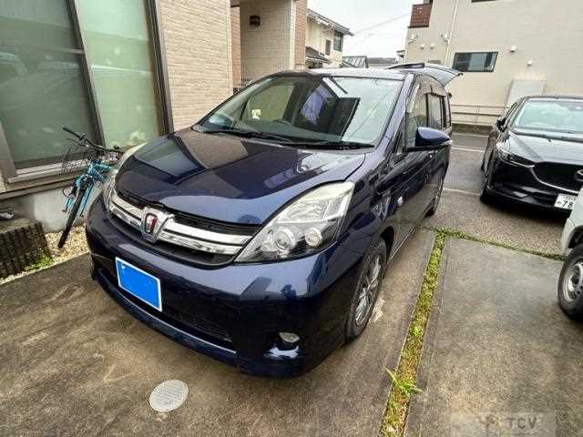 2015 Toyota Isis