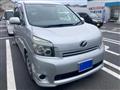 2007 Toyota Voxy