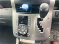 2007 Toyota Voxy