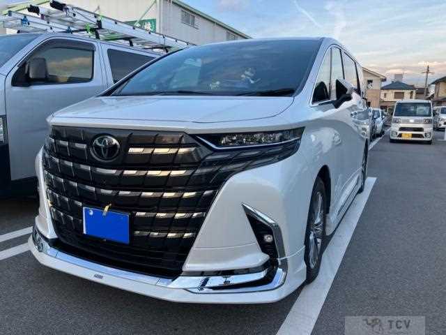 2025 Toyota Alphard Hybrid