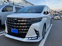 2025 Toyota Alphard Hybrid