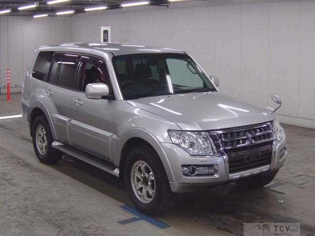 2018 Mitsubishi Pajero